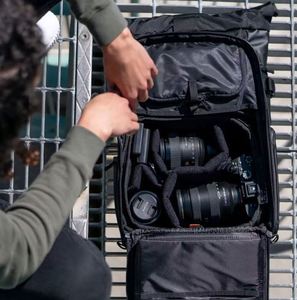 Sac à dos de photographie grand format pour extérieur, échantillon gratuit, avec caractéristiques imperméables et résistantes à la pluie, capacité de stockage pour appareil photo et trépied - Product Image 2