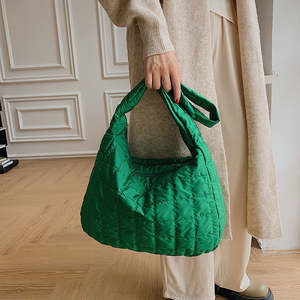 Sac bandoulière pour femme, sac à main, sac à épaule polyvalent et tendance pour femme, très vendu - Product Image 3