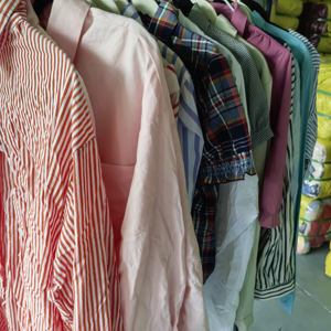 SH05 Vêtements d'occasion pour femmes de bonne qualité, lot de robes, jupes, chemises, bretelles, shorts d'occasion, lot de vêtements d'occasion - Product Image 2