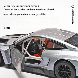 Modèle de voiture en métal moulé sous pression CCA 1:24 BMW M4 avec portes ouvrantes, fonction de recul et lumières, jouet de collection - Product Image 4