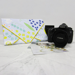 Emballage magique multifonctionnel personnalisé <span class=keywords><strong>serviette</strong></span> magique en microfibre imprimée pour les cosmétiques d'appareil photo d'<span class=keywords><strong>ordinateur</strong></span> - Product Image 2