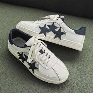Zapatillas Deportivas Casuales para Pareja, de Caña Baja, con Decoración de Estrellas, Transpirables, Ligeras, Color Verde Perenne, con Cordones, a la Moda, para Otoño - Product Image 4
