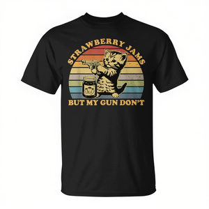 Camiseta Strawberry Jams But My Gun Don't Cat, negra, para adultos, unisex, diseño vintage - Product Image 2