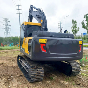 รถขุดตีนตะขาบ Volvo EC210 น้ำหนักใช้งาน 21 ตัน อุปกรณ์ก่อสร้างมือสอง ผลิตในเกาหลี รุ่นปี 2022 ความจุบุ้งกี๋ 1.1 ลูกบาศก์เมตร - Product Image 1