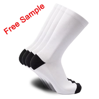 Chaussettes imprimées en 3D d'usine Design tendance Polyester Blanc Personnaliser Chaussettes d'impression personnalisées par sublimation