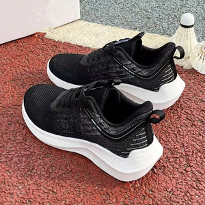 Chaussures décontractées tendance, polyvalentes, respirantes, de haute qualité et esthétiques pour filles, chaussures de sport pour étudiantes, best-sellers. - Product Image 2
