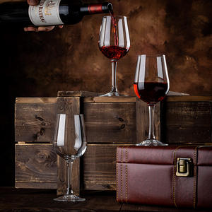 Elegante Copa de Vino Tinto de 350 ml con Tallo, Estilo Europeo, para Cócteles, Fiestas y Uso Doméstico - Product Image 4