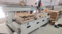 Centre d'usinage CNC 3 axes haute efficacité pour le gravage et la découpe du bois, routeur CNC pour le pliage et la découpe du contreplaqué, mobilier scolaire, chaises