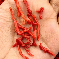 Collier de perles de corail rouge italien Branches uniques Perles de pierre polies en vrac pour la fabrication de bijoux Qualité incroyable Prix de gros