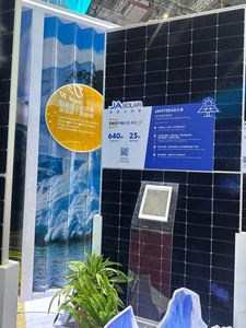 Panel Solar Bifacial JaSolar de Rotterdam Stock, Módulo Solar de Vidrio Dual JA Solar de <span class=keywords><strong>550</strong></span> Vatios, 550Wp, 555W, 560W - Product Image 2