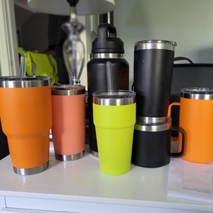 Tasse à café <span class=keywords><strong>isotherme</strong></span> en acier inoxydable de 20 oz et 30 oz, format agréable et anti-déversement, excellent gobelet de voyage isolé avec poignée - Product Image 4
