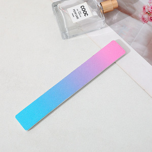 Langma Offre Spéciale 100/180 Lime à ongles en papier de verre arc-en-ciel Lime à ongles jetable double face personnalisée professionnelle - Product Image 5