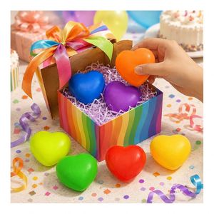 Juguete Sensorial Antiestrés de Corazón Luminoso en la Oscuridad, Cubo de Purpurina, Bola Blanda, Set al por Mayor para Exportación - Product Image 5