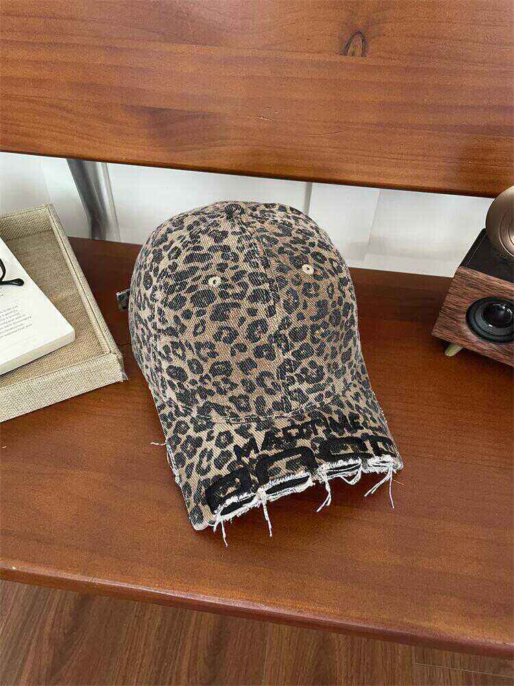 เสือดาว