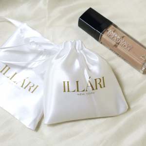 Sac à poussière en satin de soie gaufré imprimé personnalisé pour vêtements, sacs à main, sèche-cheveux, emballages cadeaux, emballages textiles - Product Image 1