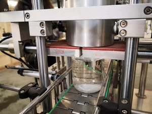 Scellant de pot de boisson électrique entièrement automatique à petite échelle pour Cartons <span class=keywords><strong>en</strong></span> bois haute sécurité et opération facile 220V/380V marque GO FAR - Product Image 5