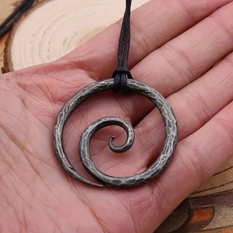 Toptan kolye Viking Spiral kolye kolye koyu demirci kolye erkekler için