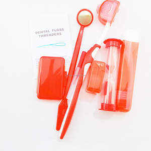 Kit de Cepillo de Dientes de Plástico Médico UM para el Cuidado de la Limpieza Dental para Pacientes de Ortodoncia, Uso en Viajes - Product Image 5