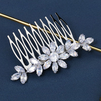 Accessoires de cheveux de mariage élégants faits à la main peigne à cheveux de mariée fait par des cristaux