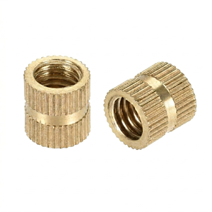 Conector de Rosca de Latón Brillante Sin Recubrimiento - Product Image 1