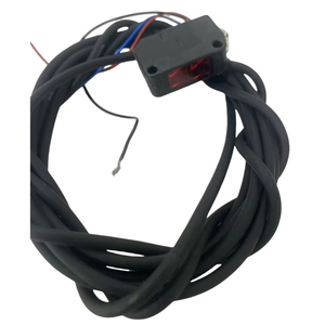 新しいオリジナル既製レトロ反射センサー Pz2-62p 12-24vdc 産業オートメーション PLC プログラミング コントローラー - Product Image 1