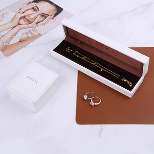 Boyang <b>White</b> Ring Necklaces Earring Bracelet Box Packaging PU Leather Jewelry <b>Gift</b> <b>Boxes</b> - Product Image 3