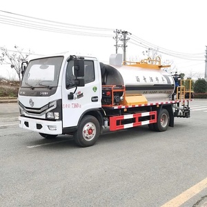 DongFeng 4X2 Small 4CBM Asphalt Distribution Truck For Road Construction Bitumen <b>Sprayer</b> - Product Image 3