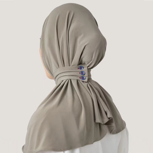 Hijab instantané Amira à boutons, en jersey premium, avec attache arrière et design boutonné, pour musulmanes - Meilleures ventes - Product Image 1