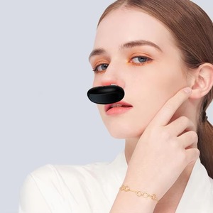 Dispositivo de Terapia Nasal Portátil Recargable de Plástico con Luz Roja e Infrarroja de 630nm, Tratamiento Inteligente para Aliviar la Nariz - Product Image 4