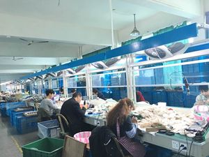 Nhà máy trực tiếp Retro Tungsten Đèn năng lượng mặt trời ánh sáng cho cắm trại ngoài trời ABS cơ thể dẫn chiếu sáng treo trang trí bầu không khí chiếu sáng - Product Image 5