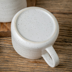 Mug à café en céramique mouchetée personnalisé, mug à thé blanc simple - Product Image 4