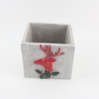 Nouveau pot en ciment gris écologique avec décorations de Noël pour plantes d'intérieur, présentation et rangement de fleurs sur le sol