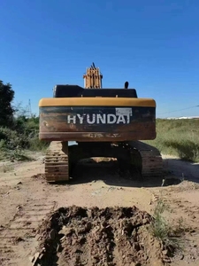 Excavadora de cadenas Hyundai 305LC-9 con motor Hyundai y cucharón de 1.3 m³ de capacidad, excavadora de clase 30 toneladas - Product Image 3
