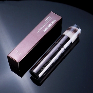 แปรงแต่งหน้าคาบูกิ <span class=keywords><strong>HOURGLASS</strong></span> สีโรสโกลด์ ขนแปรงสังเคราะห์นุ่ม ด้ามจับโลหะ หัวแปรงเฉียง สำหรับรองพื้น บลัชออน คอนทัวร์ และแป้ง - Product Image 6