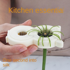 PP Plastic Stainless Steel Blades Manual <b>Multifunctional</b> Sustainable Onion Shredder Kitchen Tool Fine Grater <b>Vegetable</b> <b>Cutter</b> - Product Image 2