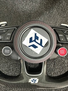 Volante Deportivo de Fibra de Carbono y Cuero Real de Alta Gama, Nuevo Estilo Pro para <span class=keywords><strong>AUDI</strong></span> RS7 RS3 RS4 RS5 RS6 S8 Q3 <span class=keywords><strong>Q5</strong></span> A4 A5 - Product Image 4