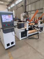 Tour à bois CNC 5 axes TJ-1220 avec système de chargement automatique pour la production en série de pieds de meubles