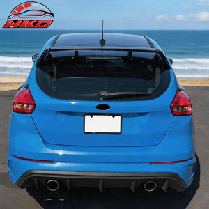 Convient pour Ford Focus 2012-2018, style RS, becquet de toit noir brillant - Product Image 3