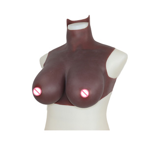 Prothèse mammaire en silicone à col montant, marron foncé, pour travesti, transgenre, drag queen, transsexuel - Product Image 3