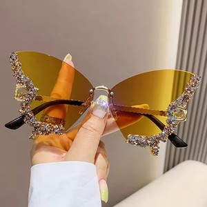 Gafas de Sol de Última Moda 2024, Forma de Mariposa, Gafas de Sol de Diamantes para Mujer, Alta Calidad, Venta al por Mayor - Product Image 3