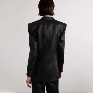 Abrigo Minimalista de Doble Botonadura para Primavera y Otoño, Nuevo Abrigo Femenino de Seda y Satén con Hombreras y Mangas Largas - Product Image 3