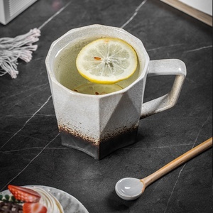 Tazze da Caffè in Porcellana a Forma di Rombo Vintage con Smaltatura Reattiva, Capacità 300ml, Lavabili in Lavastoviglie e Utilizzabili nel Microonde per un Caffè Elegante e Accogliente - Product Image 5