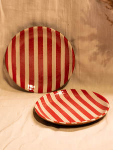 Plato de Gres Hecho a Mano de Primera Calidad con Rayas Rojas, Apto para Microondas, Duradero, para Presentación en Hoteles y Restaurantes - Product Image 2