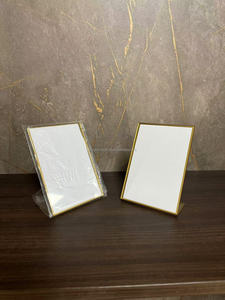 Marco de fotos de acrílico transparente personalizado Pantalla de imagen magnética sin marco de doble cara para uso en el hogar, hotel o tienda de escritorio - Product Image 2