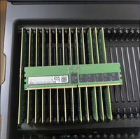 M393A8G40CB4-CWE DDR4 32GB ECC 3200Mhz PC4-25600 1Rx8 Rank Dual RDIMM Memory Module Server Ram Kit pour stock sans tampon