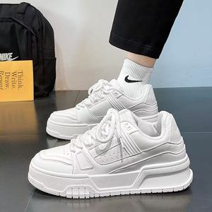 2025 lves thiết kế sang trọng Sneakers Chất lượng cao người đàn ông và phụ nữ thường đi bộ chạy thể thao Skateboard ren hộp - Product Image 3