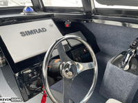 Yacht de luxe en aluminium de 7,5 m avec moteur diesel hors-bord de 30 à 35 nœuds, cabine complète, bateau de pêche et de loisirs en haute mer à vendre