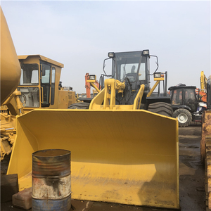 Chargeuse sur pneus Komatsu WA470-6 d'occasion en excellent état, poids opérationnel de 7 tonnes, capacité de la benne de 5,2 m, modèle 2019 - Product Image 4