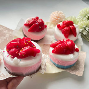 Nuevo Diseño TPE para Juguetes Educativos Divertidos con Forma de Comida: Queso Soufflé, Pastel de Fresa, Bola Antiestrés para Apretar, Juguete Sensorial Fidget - Product Image 3