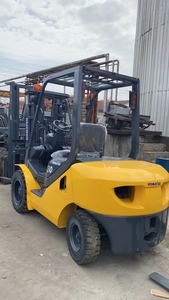 Chariot élévateur Komatsu FD25 d'occasion de qualité supérieure, 3 tonnes, avec moteur, boîte de vitesses, pompe et roulement - Prix bas, cliquez pour plus de détails - Product Image 4